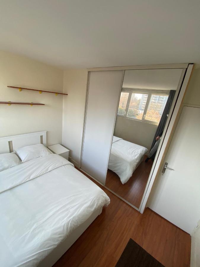 Chambre Calme Massy  Bagian luar foto